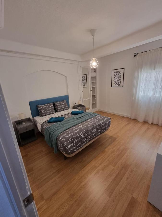 Holidays2Malaga 2 Bedroom Armengual De La Mota Close Shopping Center Málaga Exterior foto